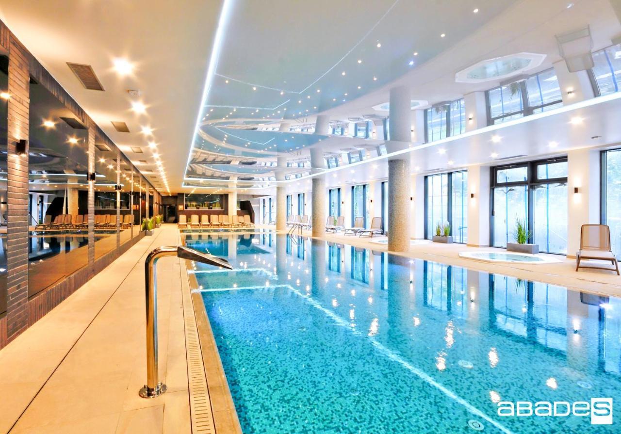 Apartament Z Wellness Nadmorskie Tarasy Kolberg Exterior foto